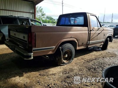 Trzecie zdjęcie samochodu z tyłu: 1984 FORD F150 VIN:1FTCF15F1EKA91547 - miniatura