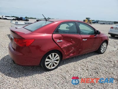 Trzecie zdjęcie samochodu z tyłu: 2011 KIA FORTE SX VIN:KNAFW4A31B5397696 - miniatura