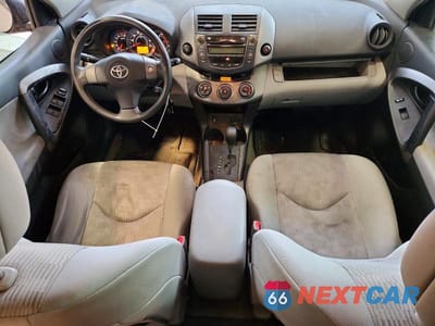 Zdjęcie 8 z 13 samochodu: 2011 TOYOTA RAV4 BASE VIN:2T3BF4DV3BW106199 - miniatura