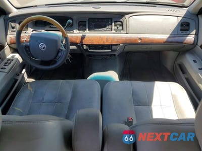 Zdjęcie 8 z 12 samochodu: 2005 MERCURY GRAND MARQUIS LS VIN:2MEHM75W45X632133 - miniatura