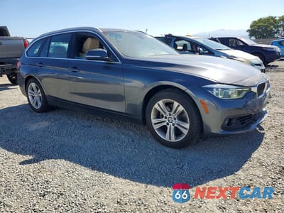 Czwarte zdjęcie samochodu z boku: 2019 BMW 330XI VIN:WBA8K3C52KA484009 - miniatura