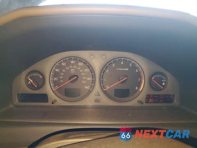 Zdjęcie 9 z 12 samochodu: 2002 VOLVO V70 XC VIN:YV1SZ58DX21071863 - miniatura