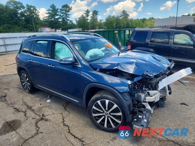 Czwarte zdjęcie samochodu z boku: 2021 MERCEDES-BENZ GLB 250 4MATIC VIN:W1N4M4HB2MW121112 - miniatura