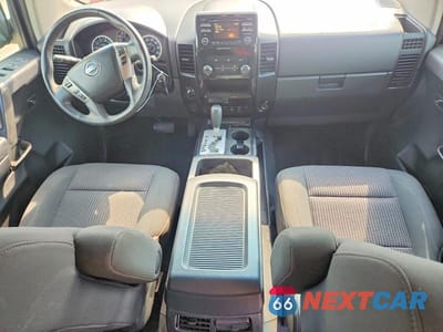 Zdjęcie 8 z 12 samochodu: 2014 NISSAN TITAN SV VIN:1N6BA0EC1EN509921 - miniatura
