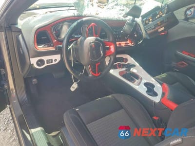 Zdjęcie 8 z 12 samochodu: 2018 DODGE CHALLENGER SXT VIN:2C3CDZAG6JH317574 - miniatura