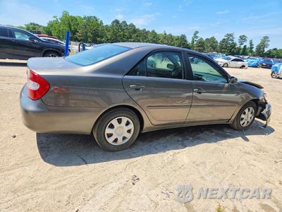Trzecie zdjęcie samochodu z tyłu: 2004 TOYOTA CAMRY VIN:4T1BE32K04U864843 - miniatura
