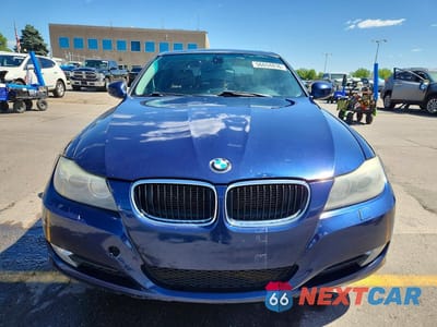 Piąte zdjęcie samochodu w środku: 2011 BMW 328 XI VIN:WBAPK7G57BNN85746 - miniatura