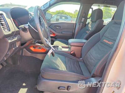 Zdjęcie 7 z 12 samochodu: 2024 NISSAN FRONTIER PRO-4X VIN:1N6ED1EK6RN659319 - miniatura