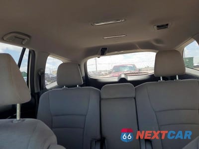 Zdjęcie 10 z 13 samochodu: 2017 HONDA PILOT EX VIN:5FNYF6H37HB029771 - miniatura