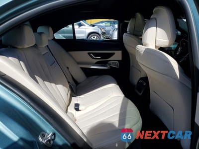 Zdjęcie 10 z 13 samochodu: 2026 MERCEDES-BENZ E 350 4MATIC VIN:W1KLF4HB3TA230242 - miniatura