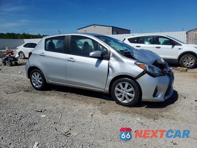 Czwarte zdjęcie samochodu z boku: 2015 TOYOTA YARIS 5-DOOR LE VIN:VNKKTUD36FA023532 - miniatura