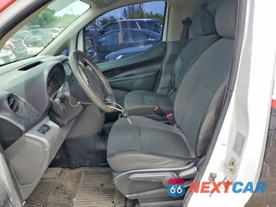 Zdjęcie 7 z 13 samochodu: 2019 NISSAN NV200 SV VIN:3N6CM0KN0KK692943 - miniatura
