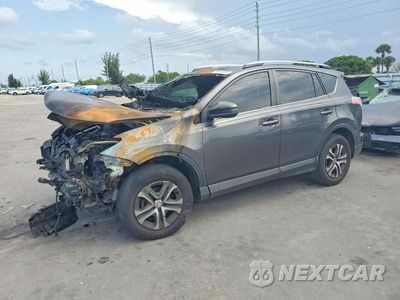 2017 TOYOTA RAV4 LE JTMZFREV8HJ115269 - główne zdjęcie licytacji z USA - miniatura