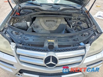 Zdjęcie 11 z 12 samochodu: 2012 MERCEDES-BENZ GL 450 4MATIC VIN:4JGBF7BEXCA783315 - miniatura