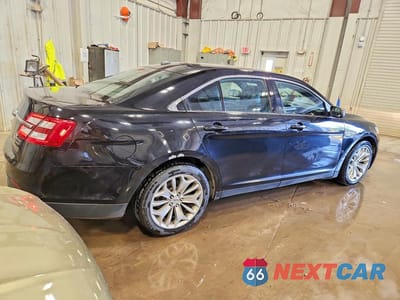 Trzecie zdjęcie samochodu z tyłu: 2017 FORD TAURUS LIMITED VIN:1FAHP2F80HG113074 - miniatura