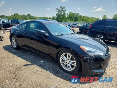 Czwarte zdjęcie samochodu z boku: 2013 HYUNDAI GENESIS COUPE 2.0T VIN:KMHHT6KD9DU091616 - miniatura