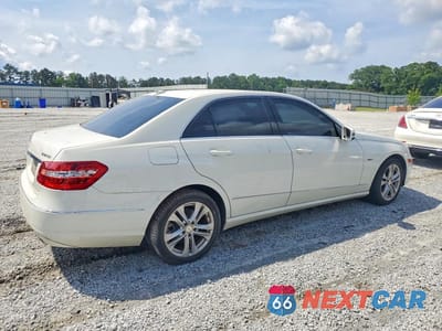 Trzecie zdjęcie samochodu z tyłu: 2011 MERCEDES-BENZ E 350 BLUETEC VIN:WDDHF2EB5BA298622 - miniatura