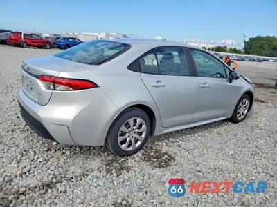 Trzecie zdjęcie samochodu z tyłu: 2026 TOYOTA COROLLA LE VIN:5YFB4MDE6TP406210 - miniatura