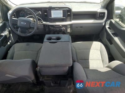 Zdjęcie 8 z 12 samochodu: 2025 FORD F350 SUPER DUTY VIN:1FT8W3BT6SEC20260 - miniatura