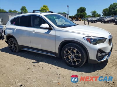Czwarte zdjęcie samochodu z boku: 2020 BMW X1 XDRIVE28I VIN:WBXJG9C07L5R81387 - miniatura