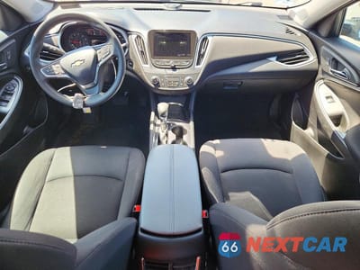 Zdjęcie 8 z 12 samochodu: 2023 CHEVROLET MALIBU LT VIN:1G1ZD5ST9PF173810 - miniatura