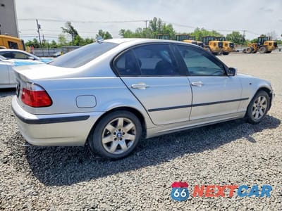 Trzecie zdjęcie samochodu z tyłu: 2005 BMW 325 I VIN:WBAEV33465KW17628 - miniatura