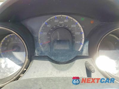 Zdjęcie 9 z 12 samochodu: 2012 HONDA FIT SPORT VIN:JHMGE8H57CC004501 - miniatura