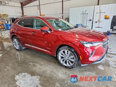 Czwarte zdjęcie samochodu z boku: 2023 BUICK ENVISION AVENIR VIN:LRBFZSR4XPD178288 - miniatura