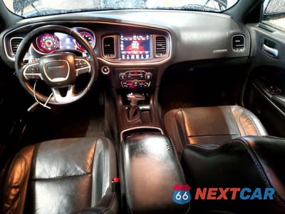 Zdjęcie 8 z 12 samochodu: 2015 DODGE CHARGER VIN:2C3CDXJGXFH828300 - miniatura