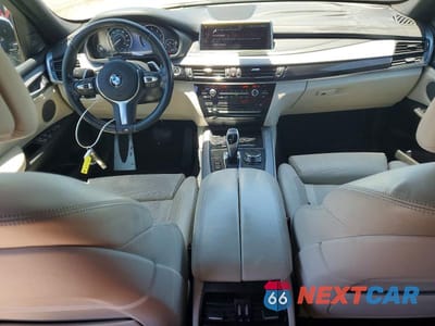 Zdjęcie 8 z 13 samochodu: 2018 BMW X5 XDRIVE35I VIN:5UXKR0C50J0X88204 - miniatura