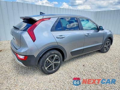 Trzecie zdjęcie samochodu z tyłu: 2026 KIA NIRO LX VIN:KNDCP3LE3T5336931 - miniatura