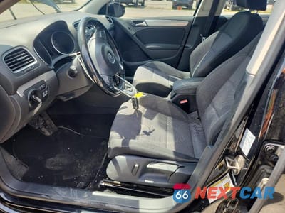 Zdjęcie 7 z 13 samochodu: 2011 VOLKSWAGEN GOLF VIN:WVWDM7AJXBW179511 - miniatura