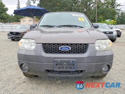Piąte zdjęcie samochodu w środku: 2006 FORD ESCAPE XLT VIN:1FMYU93196KC72538 - miniatura