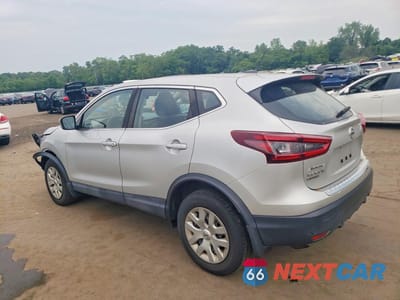 Drugie zdjęcie samochodu z przodu: 2020 NISSAN ROGUE SPORT S VIN:JN1BJ1CW6LW368425 - miniatura