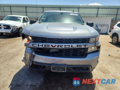 Piąte zdjęcie samochodu w środku: 2022 CHEVROLET SILVERADO LTD K1500 CUSTOM VIN:1GCPYBEK4NZ193303 - miniatura
