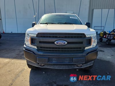 Piąte zdjęcie samochodu w środku: 2018 FORD F150 SUPER CAB VIN:1FTFX1E53JFE59439 - miniatura