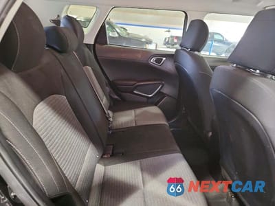 Zdjęcie 10 z 12 samochodu: 2020 KIA SOUL S VIN:KNDJ23AU7L7035325 - miniatura