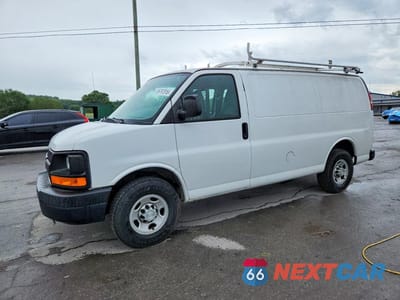 2015 CHEVROLET EXPRESS G2500 1GCWGFCF4F1275091 - główne zdjęcie licytacji z USA - miniatura