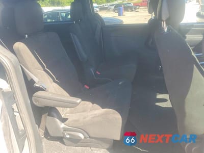 Zdjęcie 11 z 13 samochodu: 2015 DODGE GRAND CARAVAN SE VIN:2C4RDGBG0FR669608 - miniatura