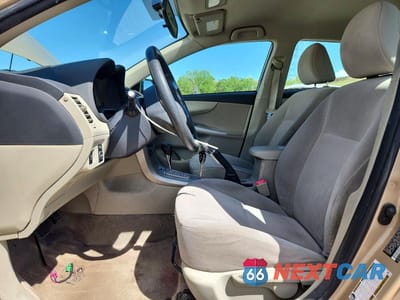 Zdjęcie 7 z 12 samochodu: 2011 TOYOTA COROLLA LE VIN:JTDBU4EE8B9135427 - miniatura