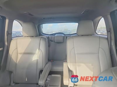 Zdjęcie 10 z 13 samochodu: 2018 TOYOTA HIGHLANDER XLE VIN:5TDJZRFH5JS525064 - miniatura