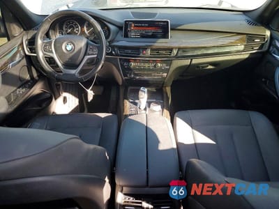 Zdjęcie 8 z 13 samochodu: 2017 BMW X5 SDRIVE35I VIN:5UXKR2C34H0U21875 - miniatura