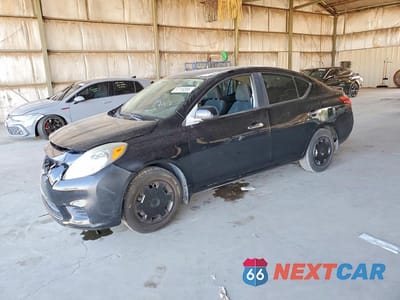 2014 NISSAN VERSA 1.6 SV 3N1CN7AP0EK464833 - główne zdjęcie licytacji z USA - miniatura