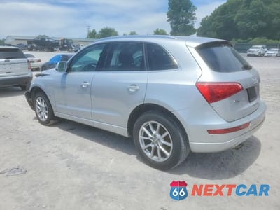 Drugie zdjęcie samochodu z przodu: 2010 AUDI Q5 PREMIUM PLUS VIN:WA1LKAFP5AA031073 - miniatura