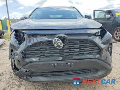 Piąte zdjęcie samochodu w środku: 2025 TOYOTA RAV4 XLE PREMIUM VIN:2T3A1RFV4SC563318 - miniatura