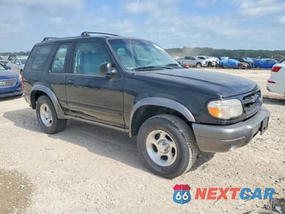 Czwarte zdjęcie samochodu z boku: 1999 FORD EXPLORER VIN:1FMZU24EXXUC64421 - miniatura