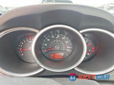 Zdjęcie 9 z 12 samochodu: 2013 KIA SORENTO LX VIN:5XYKT4A60DG361481 - miniatura
