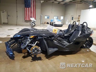 Trzecie zdjęcie samochodu z tyłu: 2023 POLARIS SLINGSHOT S WITH TECHNOLOGY PACKAGE VIN:57XAATHDXP8159332 - miniatura