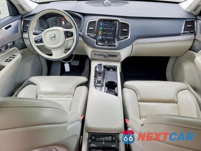 Zdjęcie 8 z 14 samochodu: 2021 VOLVO XC90 T8 RECHARGE INSCRIPTION VIN:YV4BR00L5M1679303 - miniatura