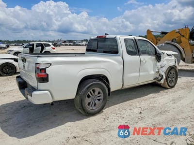 Trzecie zdjęcie samochodu z tyłu: 2025 NISSAN FRONTIER SV VIN:1N6ED1CL8SN628977 - miniatura